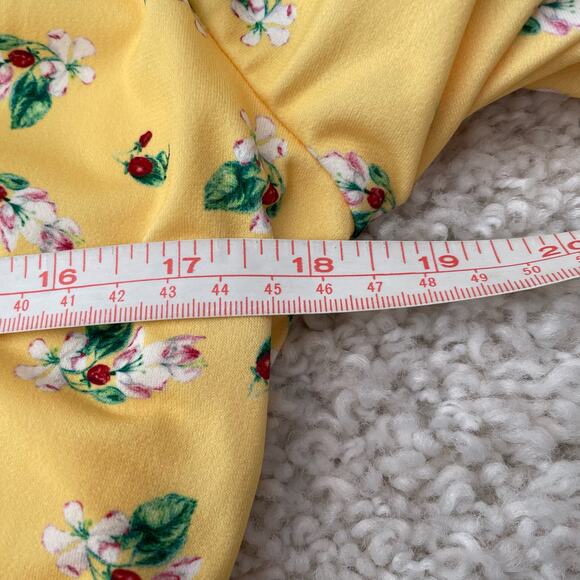 Alexia Admor Oakless Flutter Sleeve Fit & Flare Yellow Floral Dress Size Medium - Picture 9 of 13